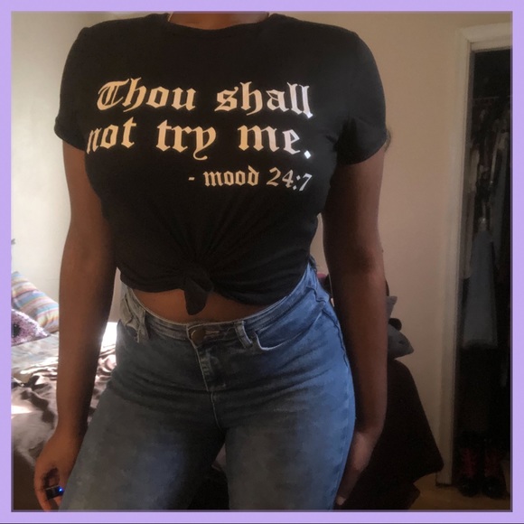 π€Black βThou Shall Not Try Meβ T-Shirtπ€ - Picture 8 of 9